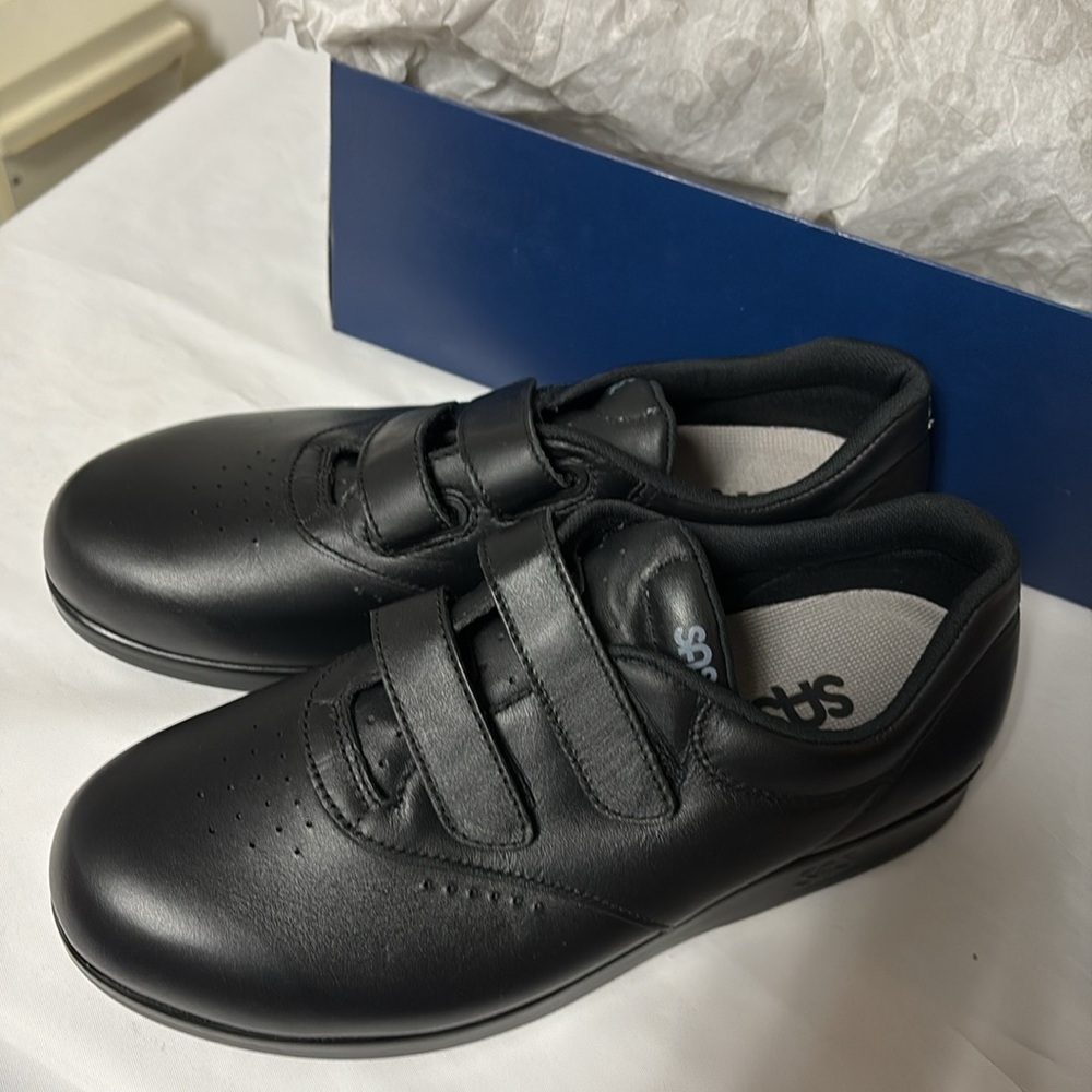 New SAS Black 8W